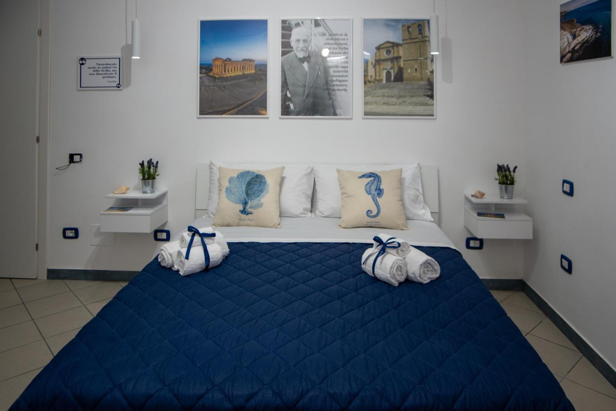 פורטו אמפדוקלה Casa Vacanze La Casetta Di Zinu' מראה חיצוני תמונה